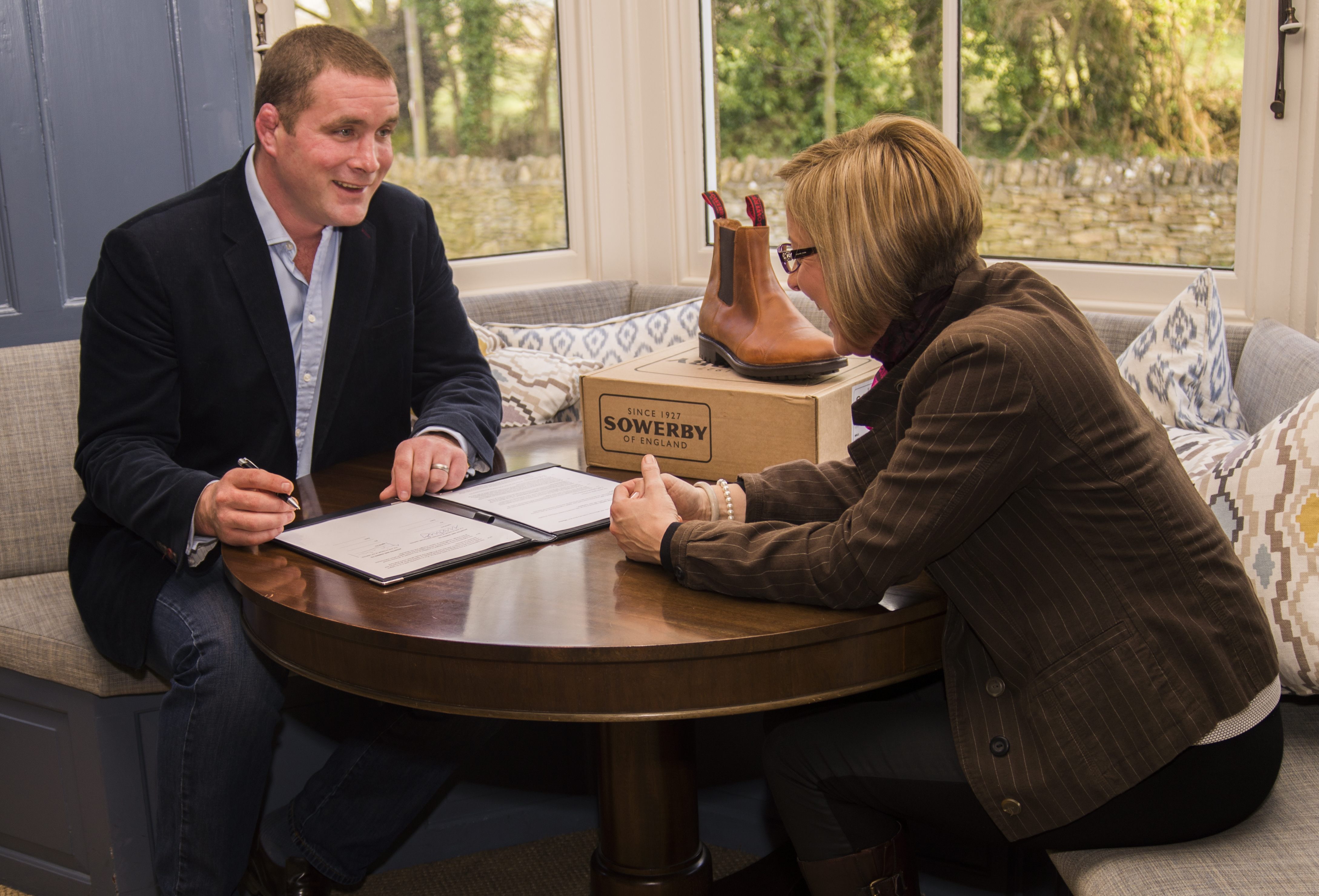 Phil Vickery MBE and Jo Sowerby at the signing